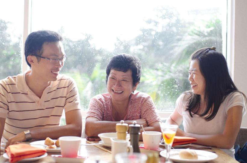 讓「婆婆」住療養院就是「不孝」？她用這種方法，贏回自己的生活、和老公婆婆的尊重！