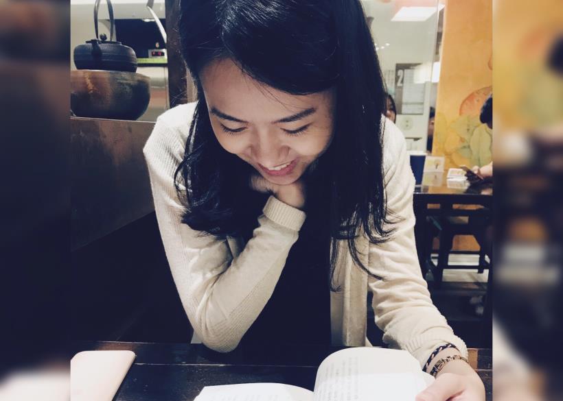 醫學院畢業的她 竟放棄原本所學，花了半年時間 當起了軟體工程師！