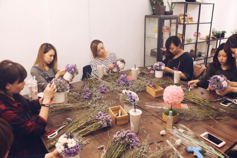 7/14 夏季課程【手作繽紛夏日頭圈】- TJ.HANAYA 緹緁花屋x享下班