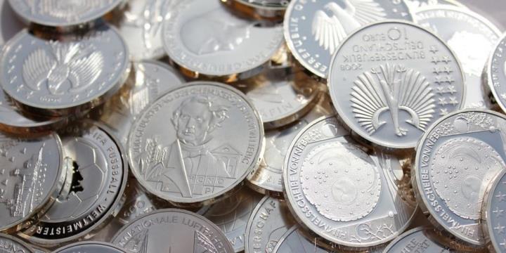 即時黃金價格走勢2022-07-20，現貨黃金操作建議！