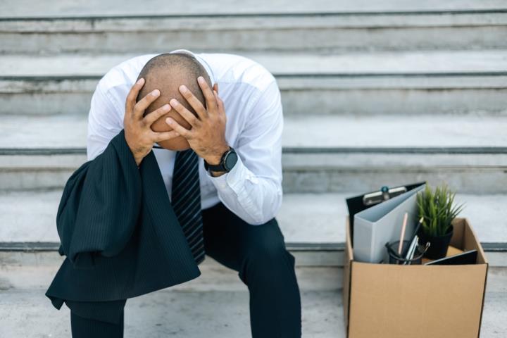 【美股新聞】美國就業市場急速降溫,降息與否取決於這三個關鍵因素!