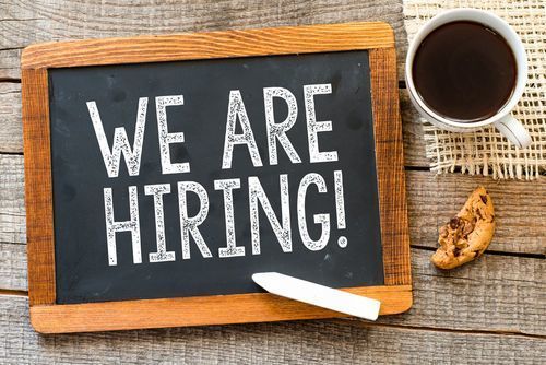 【美股新聞】經濟衰退隱憂再緩解!初領失業金人數創近一年來最大降幅!