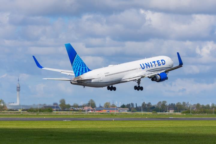 【美股新聞】久旱逢甘霖，波音在范堡羅航空展上斬獲70架新訂單