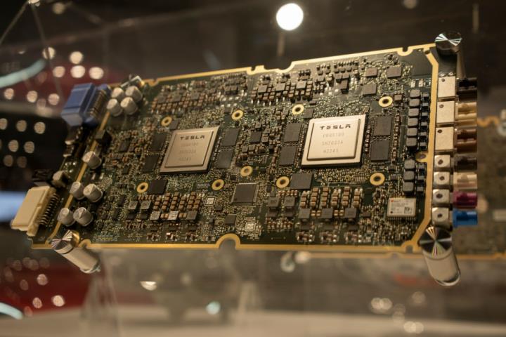 【美股新聞】馬斯克的Dojo超級電腦計畫，再喊打破依賴輝達 !