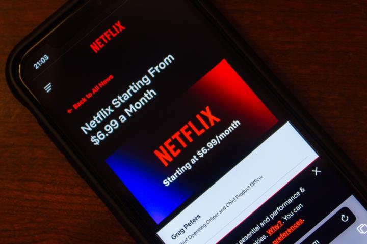 【美股新聞】這項業務推動Netflix前景看好！對手陷入困境，股價竟能創新高