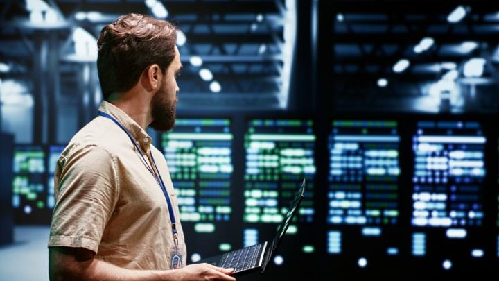 【美股新聞】AI熱潮中的節能方案:輝達夥伴SMC的浸沒式冷卻技術