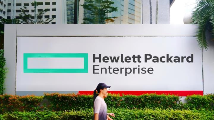 【美股新聞】AI伺服器需求推動慧與成長,股價回落但長期展望樂觀!