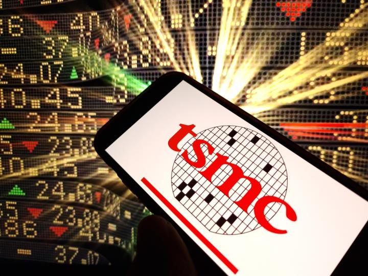 【美股新聞】台積電提前擴大CoWoS產能,大摩上調目標價 !