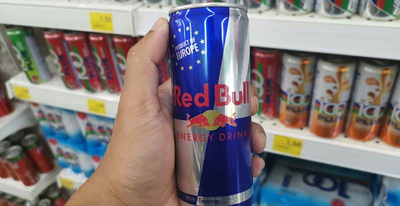 【食力】跨年元旦瘋太晚，想靠「提神飲料」撐收假？ 小心！這６種人會 喝出病！