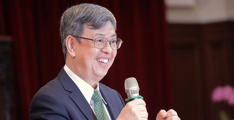 聯考數學只考 10分，卻成「流行病專家」成功抗 SARS！ 副總統陳建仁的人生歷程… 值得一看