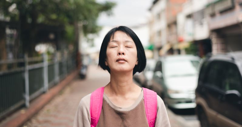 半生已過，學會沉默… 記住：看懂不拆穿，看破不說破！
