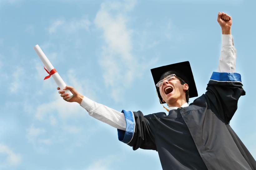 給自己一次學習投資的機會 : 大學畢業生第一次投資，報酬率近50％ !