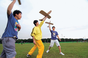 爸媽放手吧，就讓孩子做這 5 件「壞事」吧！沒想到 跟小孩說：「不要亂跑！」會有這麼嚴重的後果..