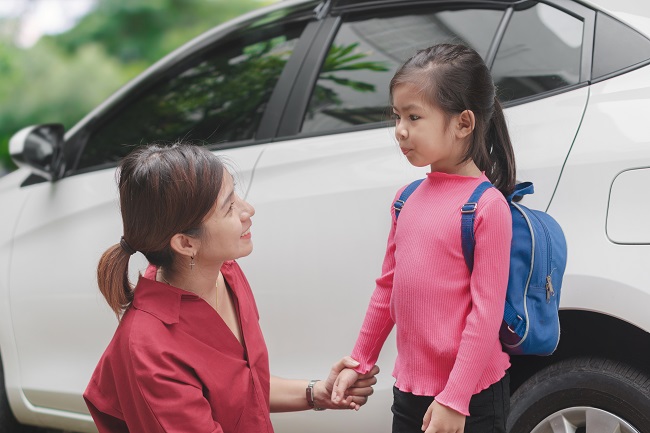 「媽媽，同學家有 5 套房，我們家有幾套？」孩子不笨，你的回答很重要！(深度好文)