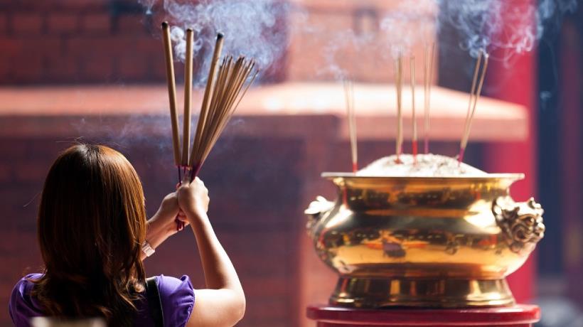 「媽媽，為甚麼要點燈？」——這是我聽過最好的回答！(轉發出去，為自己累積福報！)