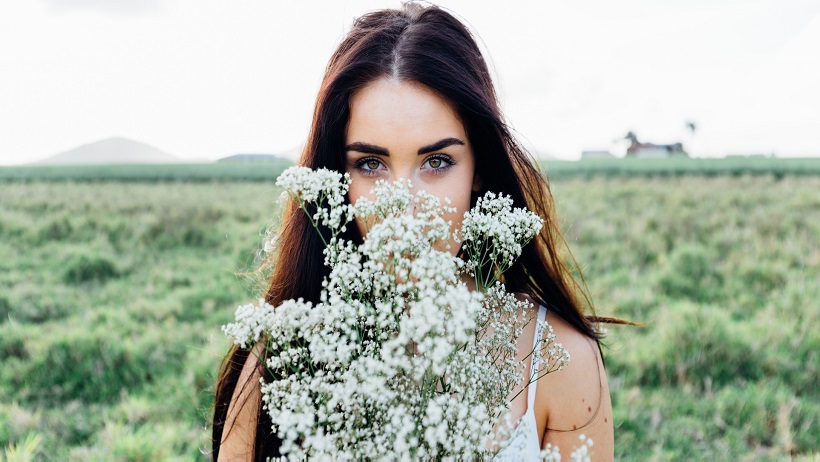 【上班族 專用投資法】與其上班偷偷看盤，不如晚上花 10 分鐘，做這件事情！