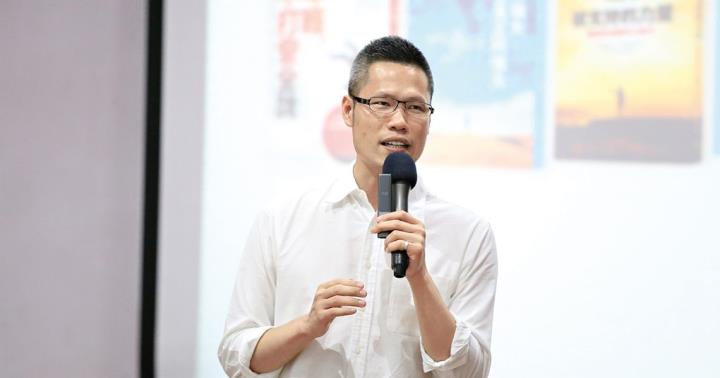 不積財不積名 只願積善...金牌律師許峰源 改當作家，賺到快樂人生！