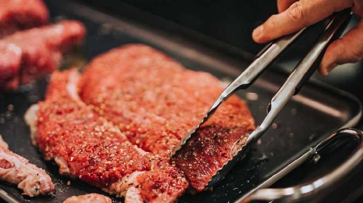 豬價上漲及傳統旺季帶動需求增加，台灣肉品大廠-卜蜂(1215) 下半年的營運績效有望提升.....