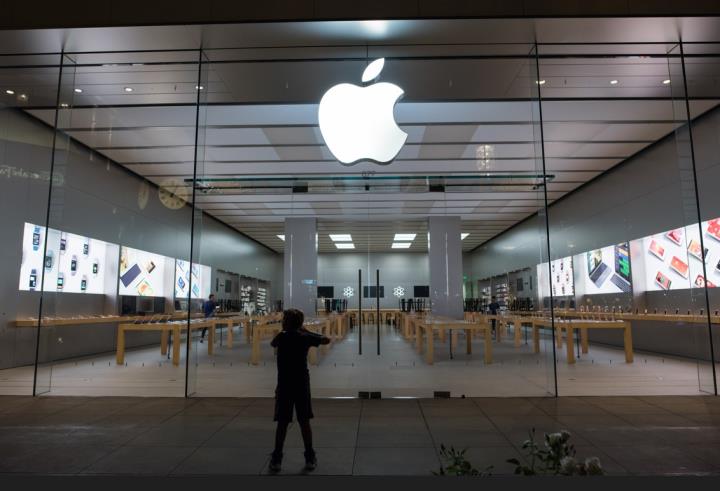 【美股新聞】傳蘋果考慮在 2025 年推出觸控 Macbook