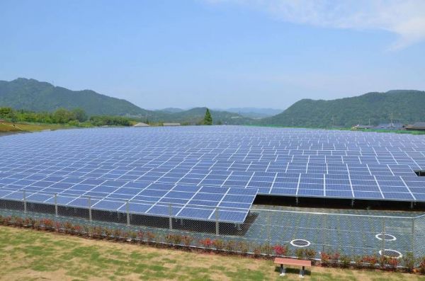 太陽能「種電」新商機！這 4 檔股 率先起跑 ...  4 年可望成長 6 倍！