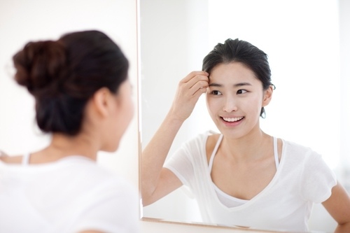 5 分鐘三步驟，蔡康永 教你「人見人愛」說話術！原來 起床第一件事要：照鏡子！