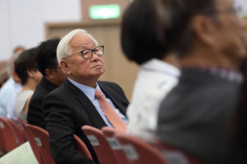 考不上博士，被迫找工作，「半導體之父-張忠謀」也曾遭受這種打擊！