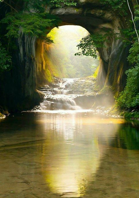 不要把快樂的鑰匙交給了別人