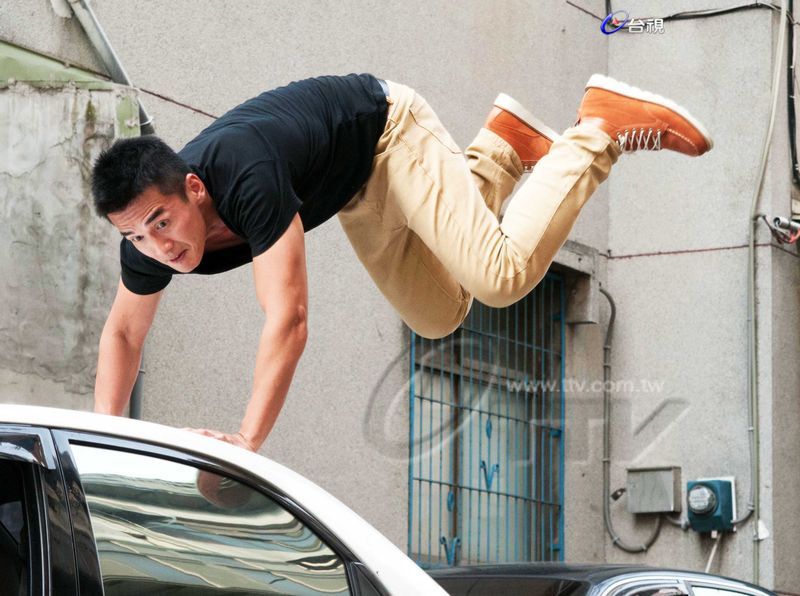 楊一展用 15 年磨練、熟成 從「想花光每一分錢」到「多存錢」