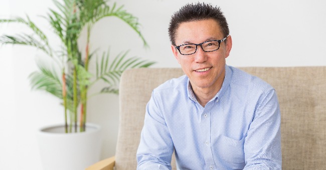 持續買「定存股」？不如操作「定存股」！5 檔金融股搭配，億元教授鄭廳宜：殖利率高達 6.06％