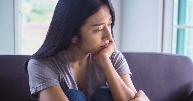 「當初一定是瞎了，才會娶妳進門！」心理師：最親的人，說話卻往往最狠…