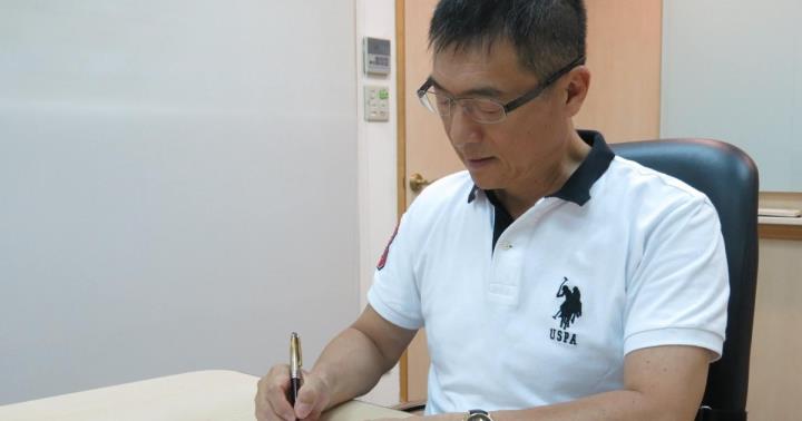秦老闆