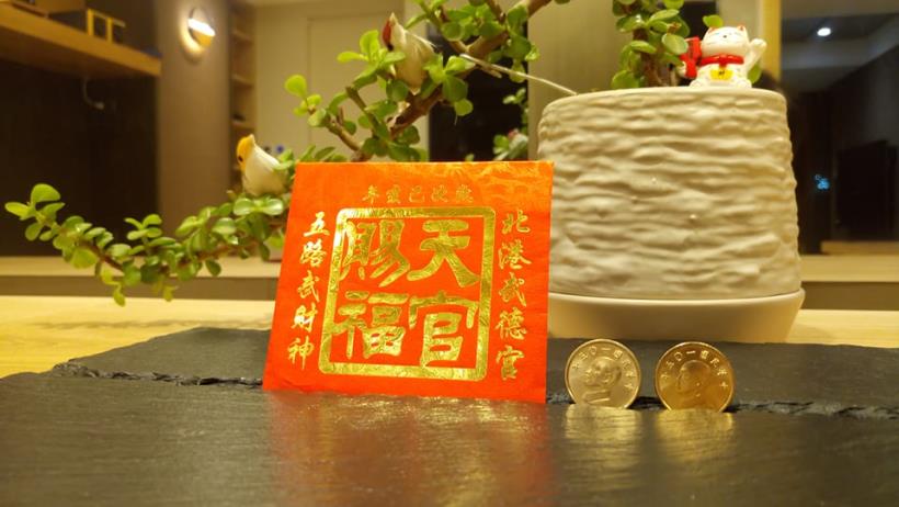 【開箱】花 1,888元買福袋,拿到價值10,718元商品!網友直呼:買到真的賺到~