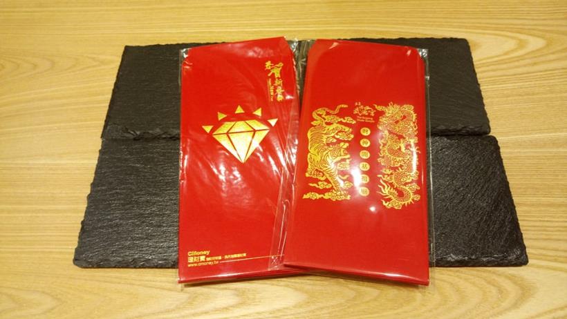 【開箱】花 1,888元買福袋,拿到價值10,718元商品!網友直呼:買到真的賺到~