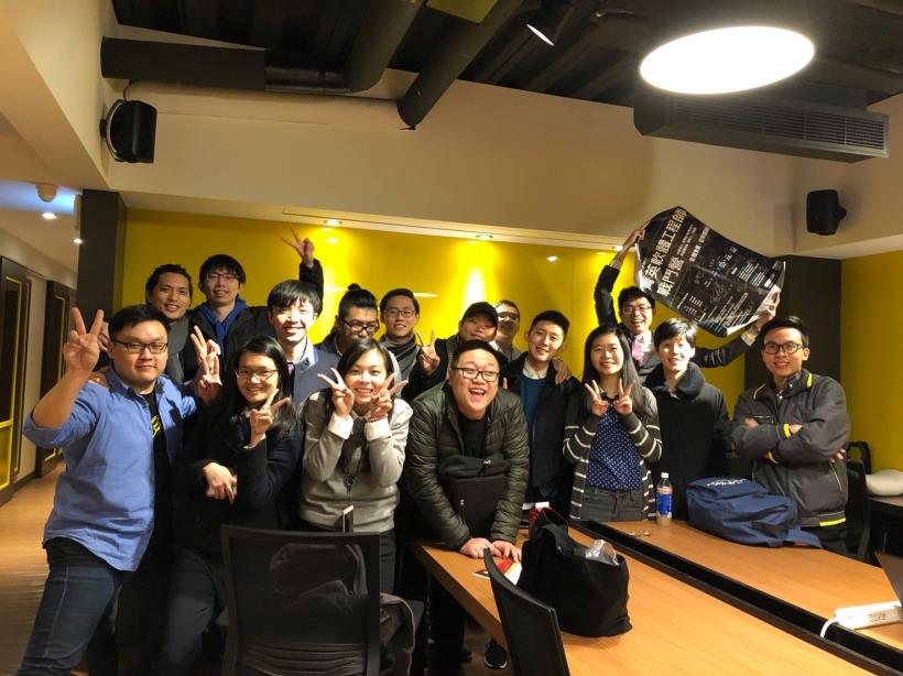 半年的時間，專心做好一件事！除了學好程式之外，3位年輕人更打造了屬於自己的 App