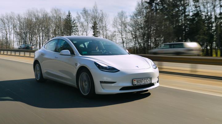 【美股新聞】特斯拉可能將公布Model 3新款設計