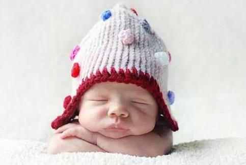 像爸爸還是像媽媽？夫妻誰的基因決定了孩子智商？原來答案是....