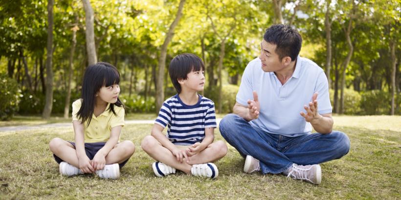 父母常說這 2 句話，會讓孩子「窮」一輩子！不經意說出口的話，有可能 毀了孩子的未來...