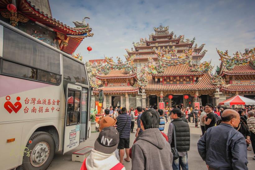 CMoney結合 北港武德宮，補財庫、種福田義助關懷三失老人