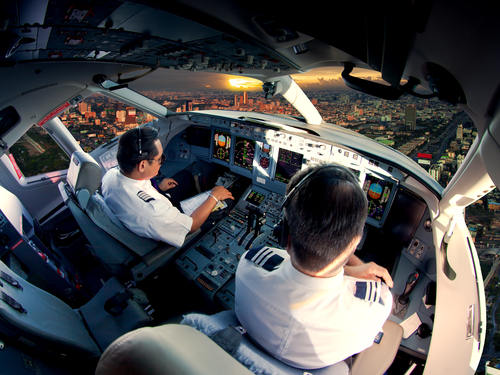 航空公司機師短缺