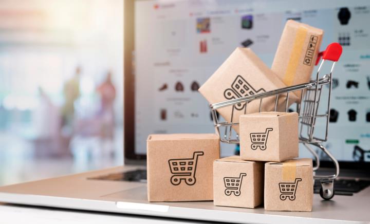 【美股新聞】美國「黑色星期五」網購消費額年增 7.5% 近百億創紀錄!