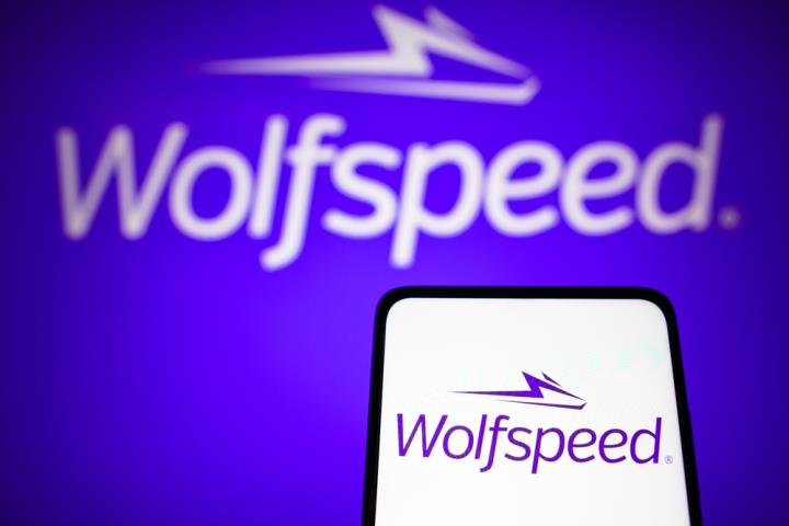 【美股新聞】Wolfspeed受激進投資者關注,面臨重組或出售壓力