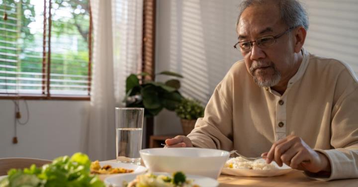 你渴望提早退休嗎？執業近 50 年醫生揭退休頭號殺手：我懷念的不是工作，而是...