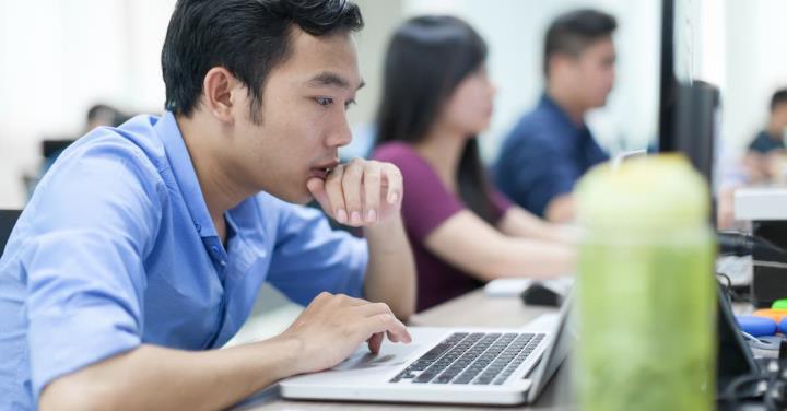 《特別企劃－達人篇 1》AI 主流股拉回找買點，優質傳產價值股將反彈！