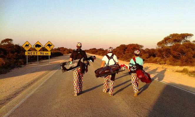 什麼樣的球場,可以橫跨兩州全長1365公里?