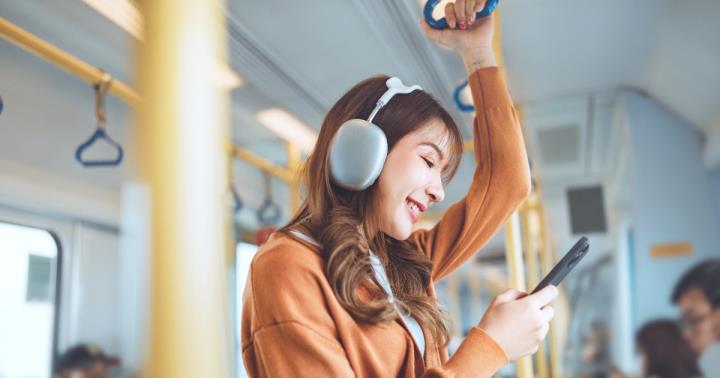 財經Podcast讓你邊走邊聽學理財！Apple商業類頻道人氣Top 10揭曉 聲量最高的是「他」