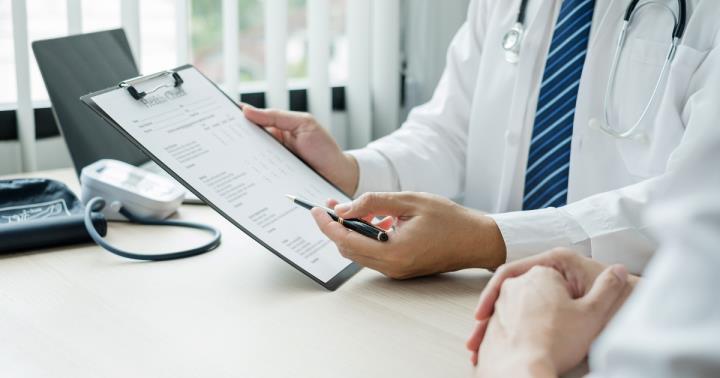 因意外受傷就診醫療險竟不理賠?原來是你買的醫療險前面少了「這2字」