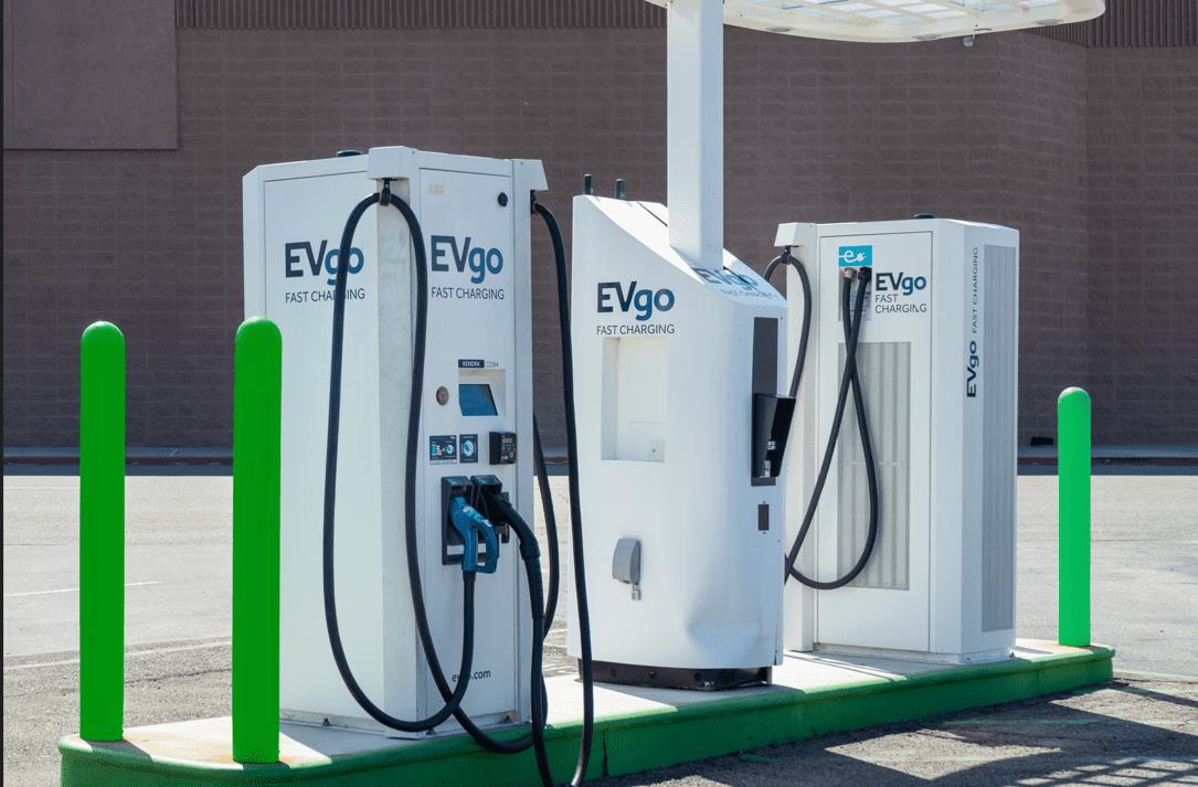 【美股研究報告】直流充電樁EVgo營收續創新高，股價位在掛牌後低點，進場時機到了嗎?