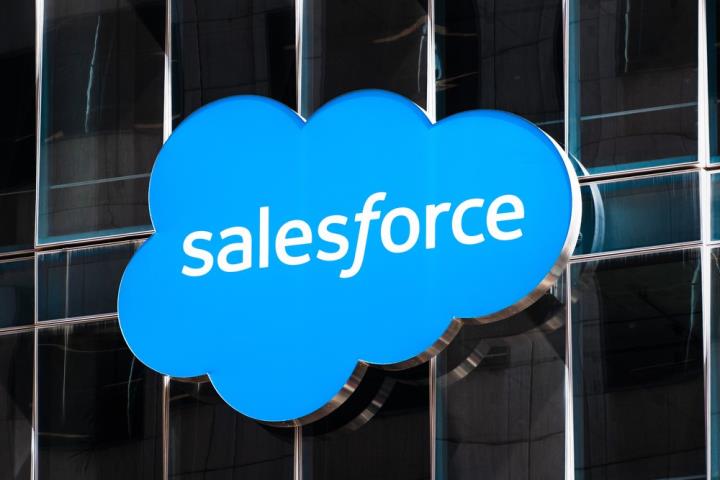 【美股新聞】Salesforce目標將成本削減30億至50億美元