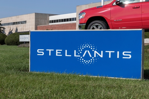 【美股新聞】汽車龍頭 Stellantis 為其電動車尋找包括鎳在內的澳洲原料