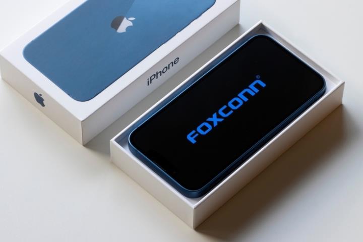 【美股新聞】 iPhone 製造商富士康在中國工廠 受到 Covid 爆發的影響